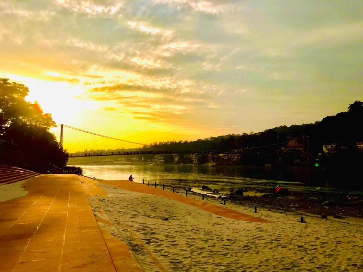 Skyard Rishikesh, Laxman Jhula Hostel Exterior photo